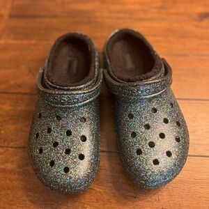 Glitter lined crocs